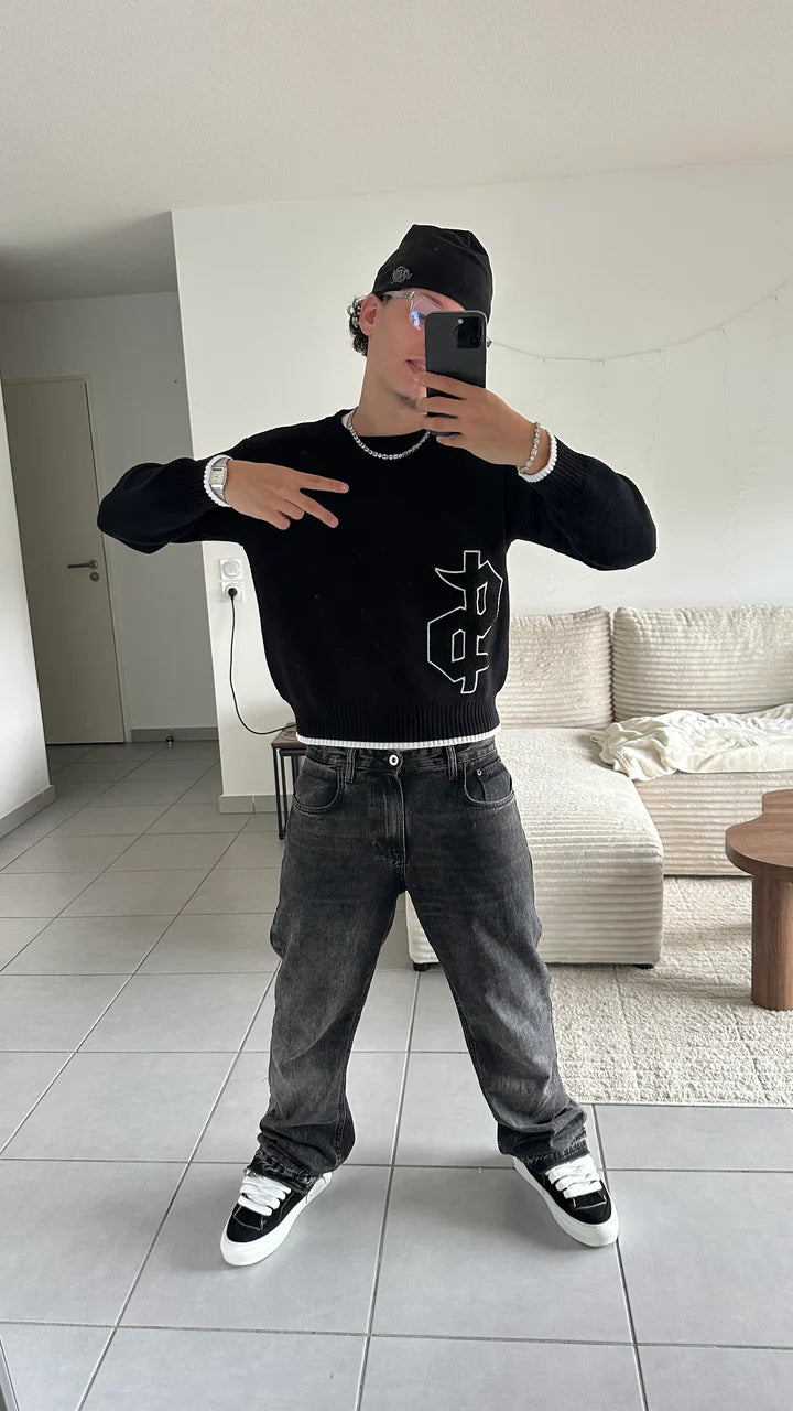 Knit black dollar