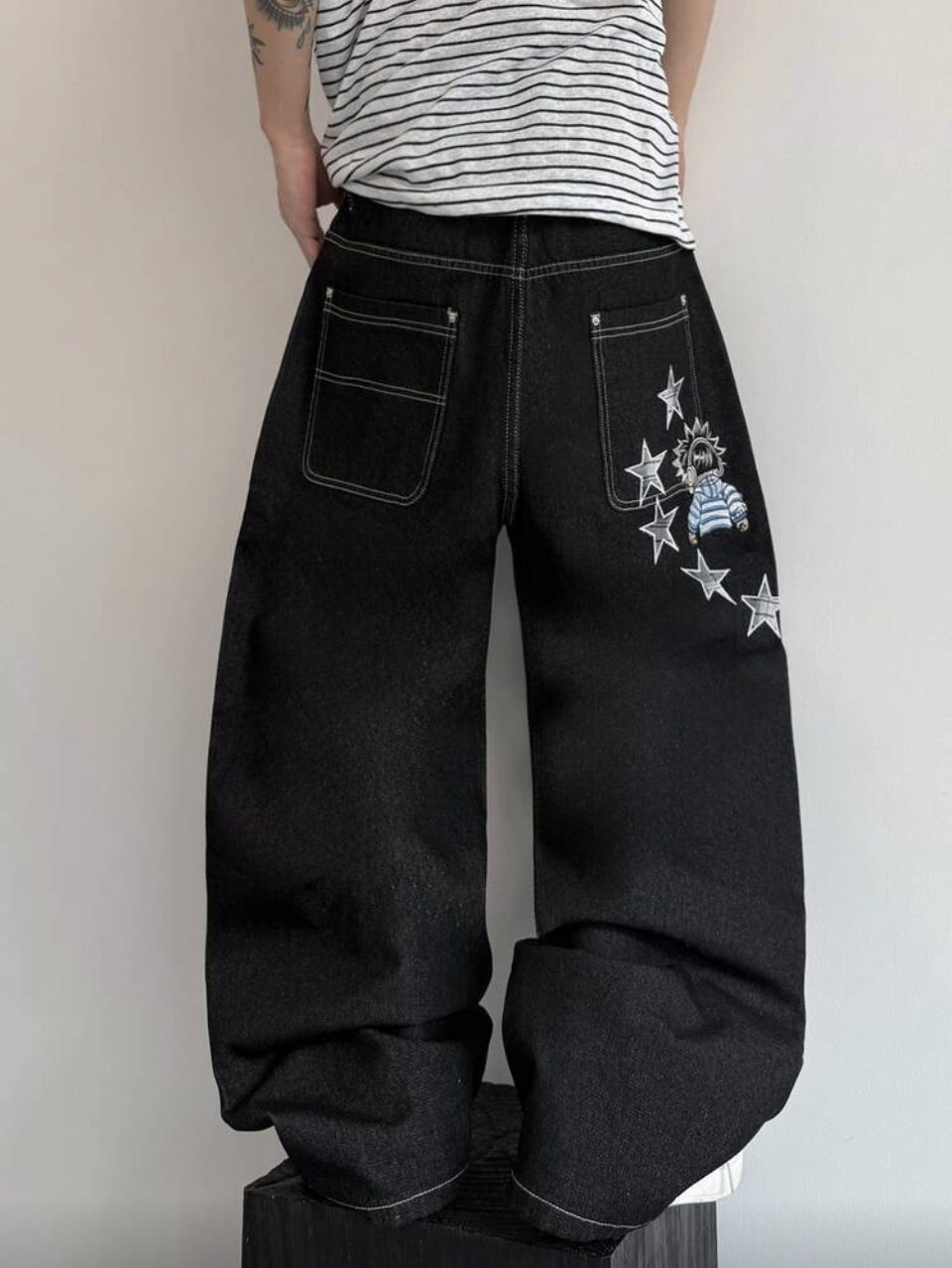 Embroidered Star Baggy Jeans Black - Contrast Stitch Wide Leg