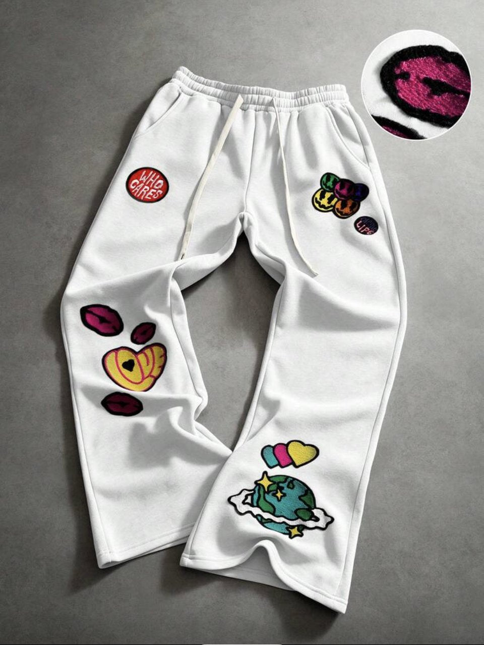Facing Life Patch Joggers White - Chenille Smiley Patches Flared Sweatpants